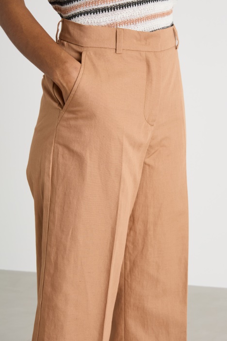 Pantalone cropped in tela
