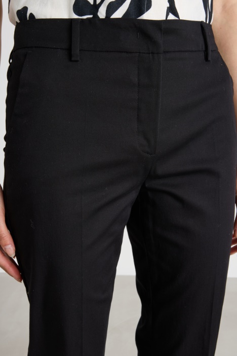 Pantalone a sigaretta in gabardina