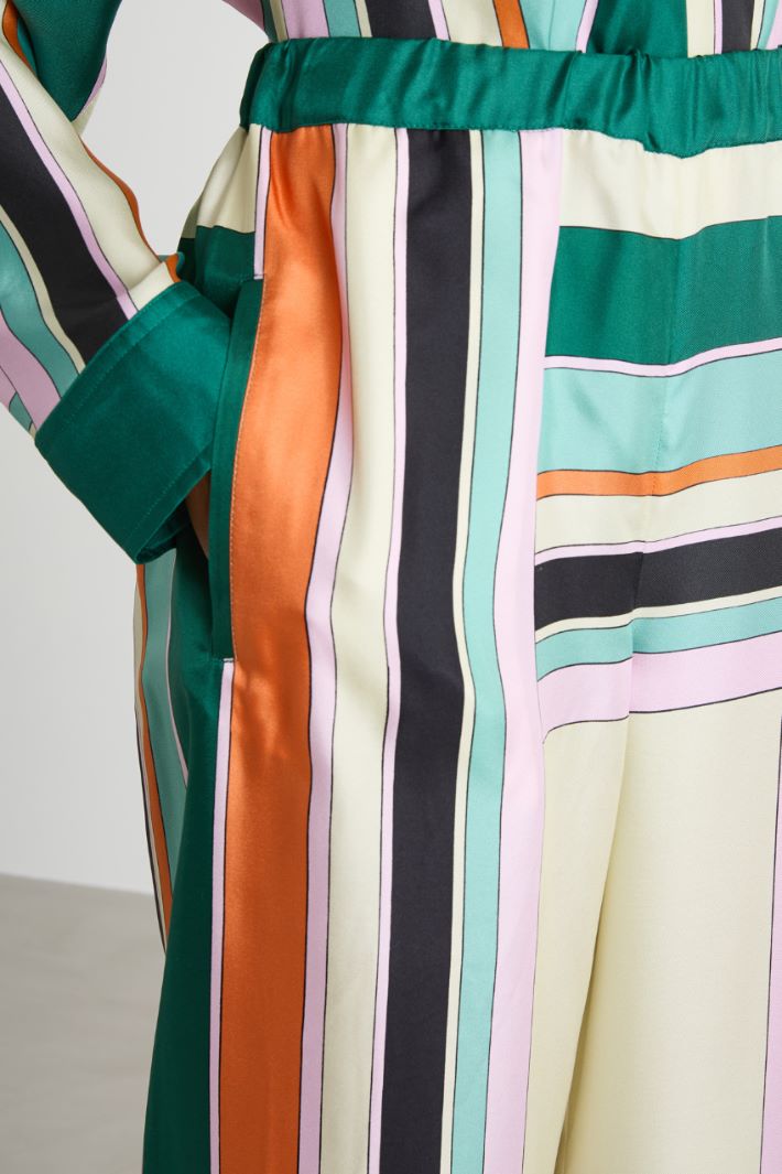 Printed twill trousers Intrend - 3