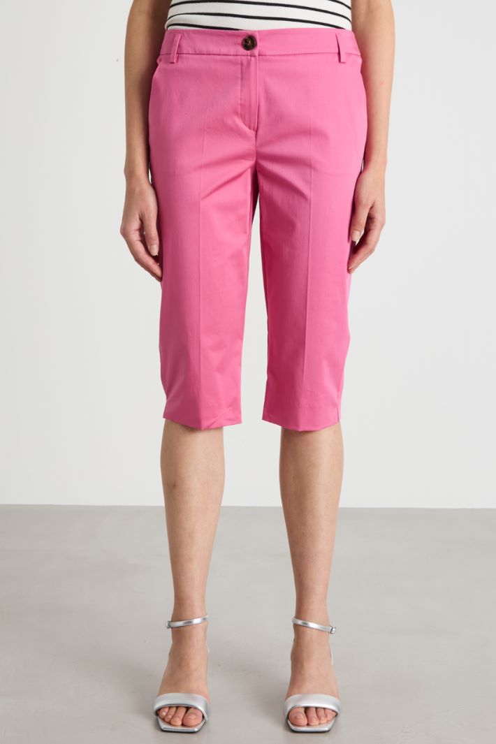 Semi-fitted cropped trousers Intrend - 2
