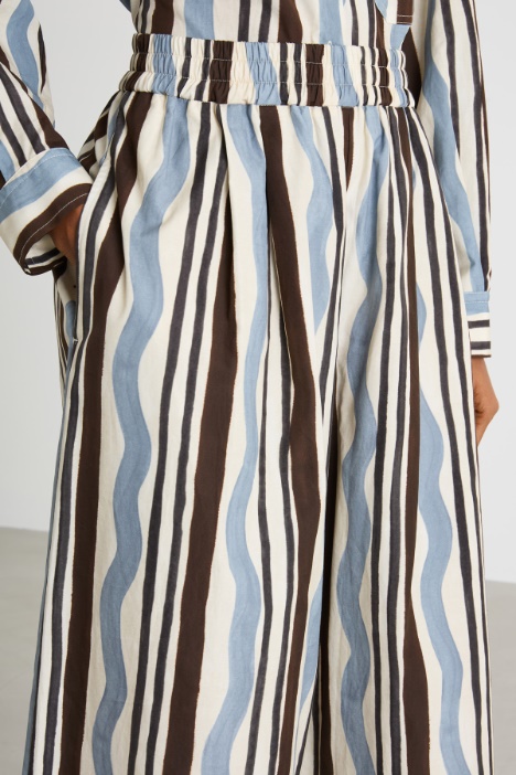 Pantalón de popelina estampado