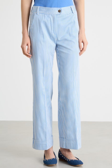 Pantalone con risvolto