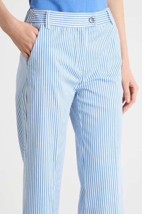 Pantalone con risvolto
