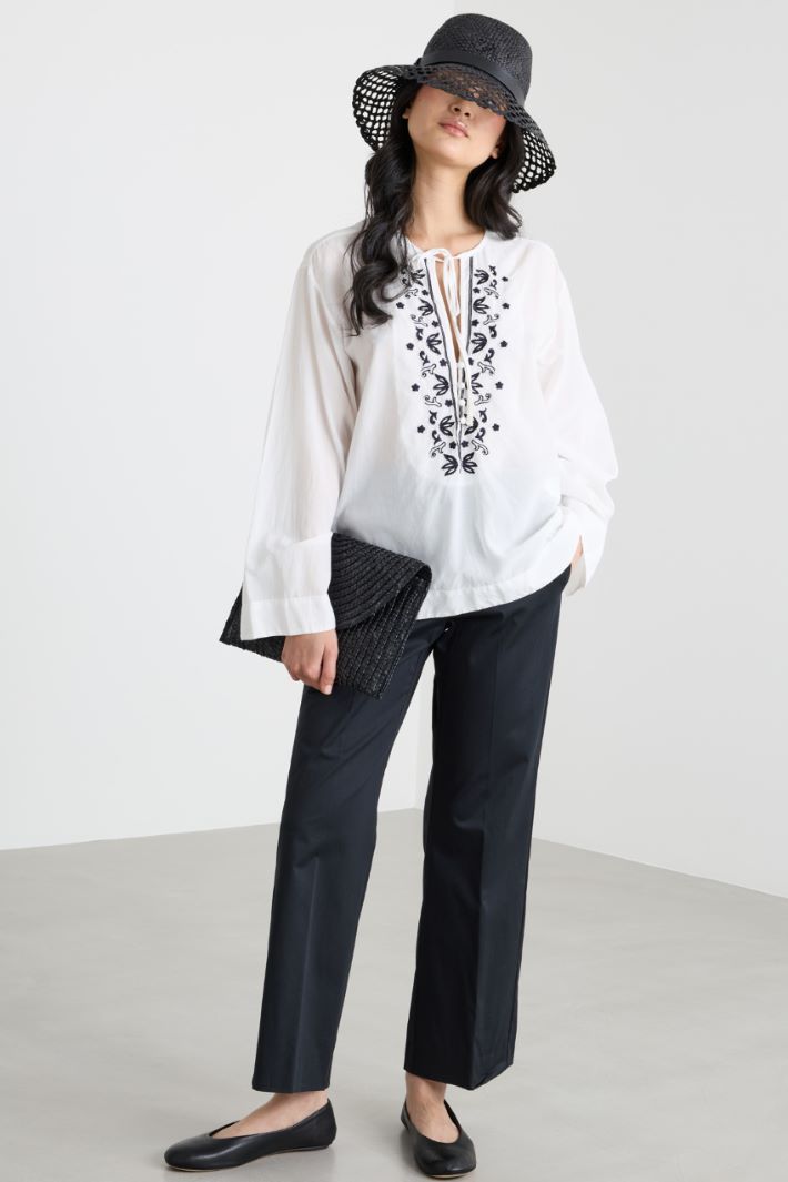 Pantalone dritto stretch Intrend