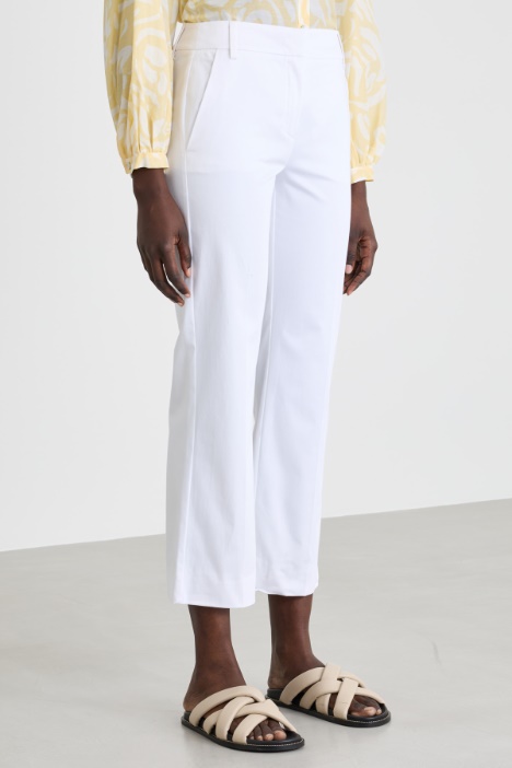 Pantalón recto elástico