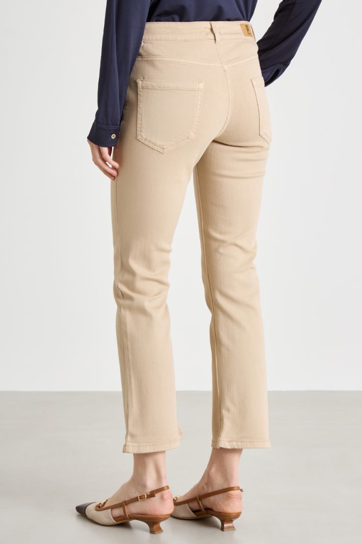 Cropped slim-fit trousers Intrend - 4