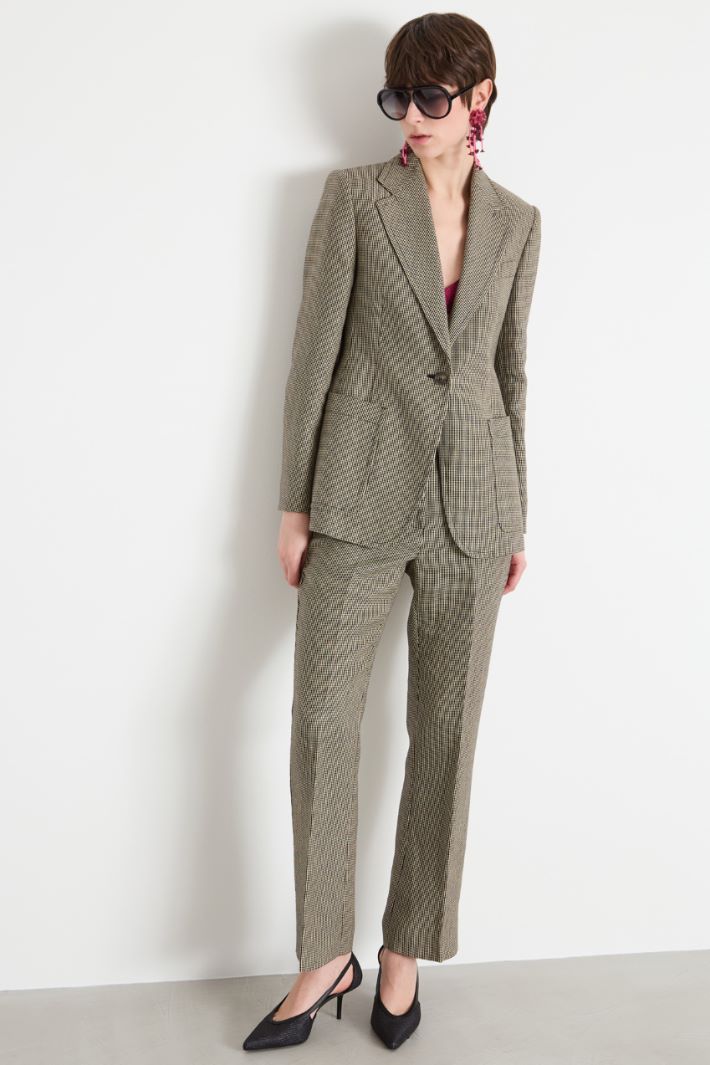 Cropped trousers Intrend