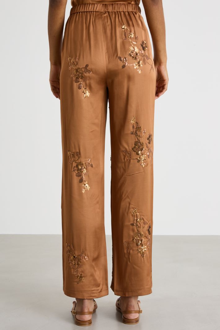 Embroidered trousers Intrend - 4