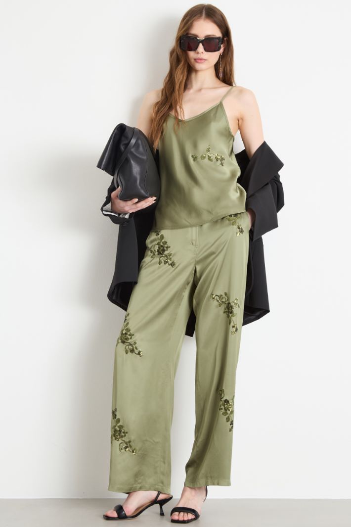 Embroidered trousers Intrend