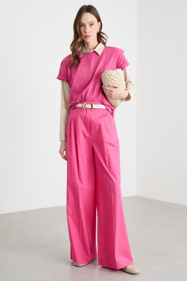 Pantalón ancho con pinzas Intrend