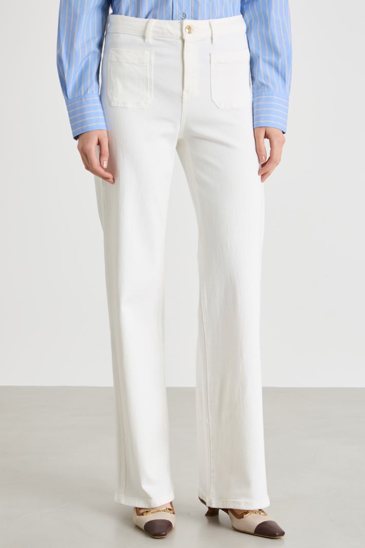 Patch-Pocket Stretch Gabardine Trousers Intrend - 2