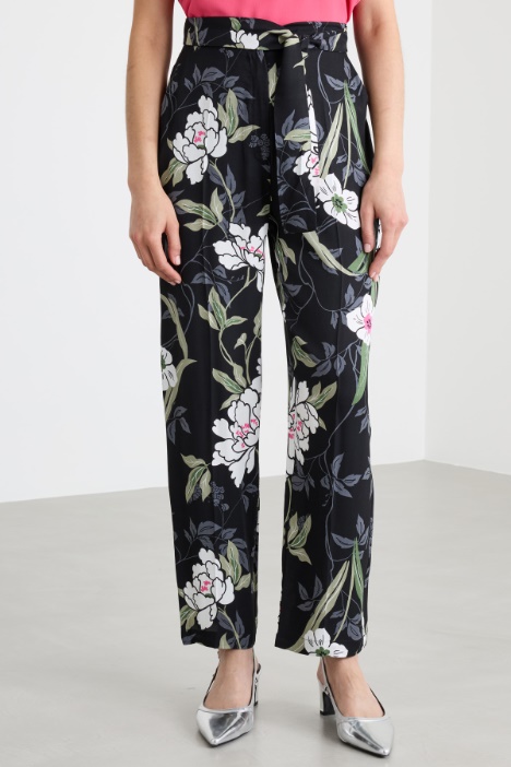 Pantalone a sigaretta con cintura