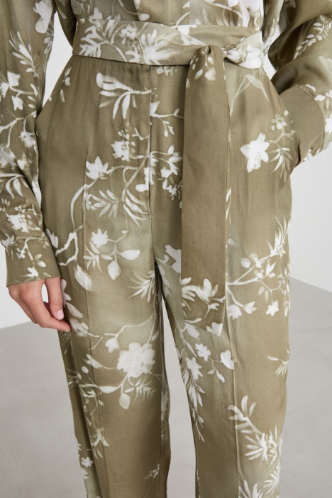 Pantalone a sigaretta con cintura