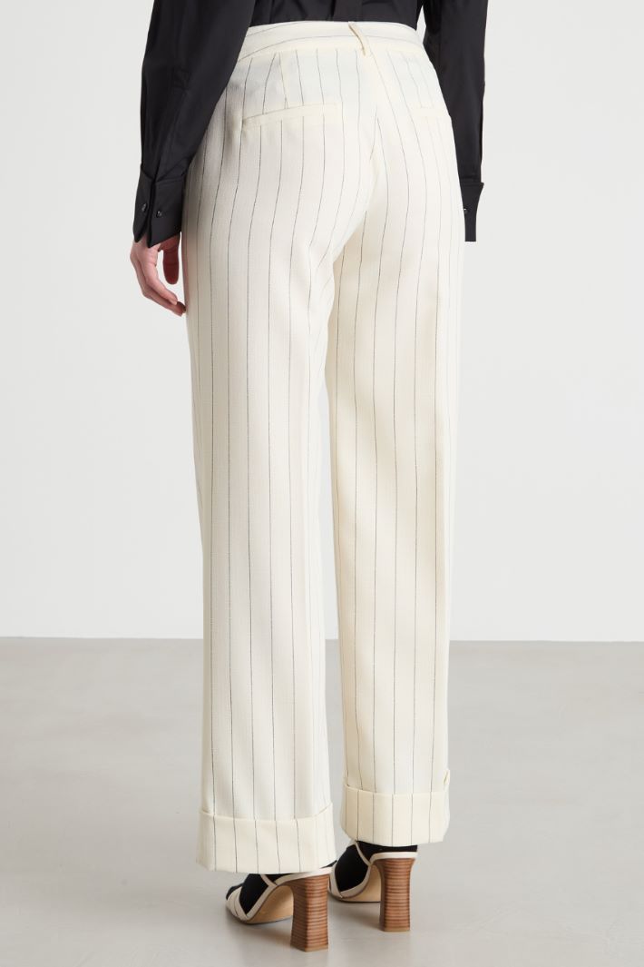 Pantalón recto con vuelta Intrend - 4