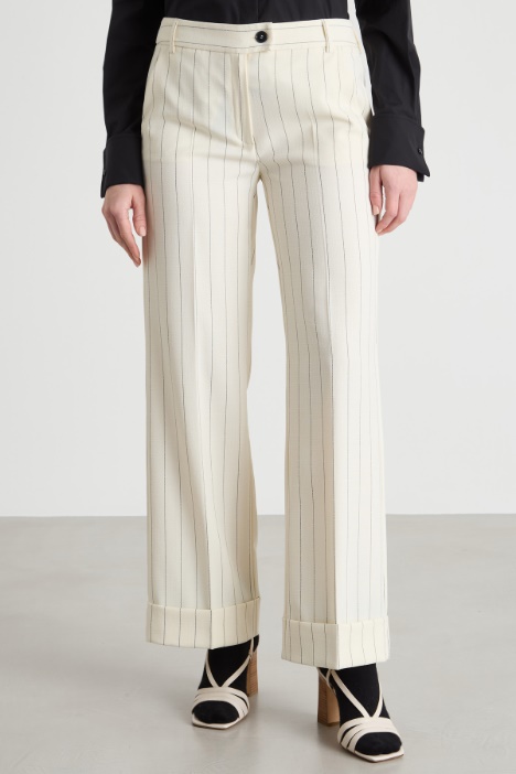 Pantalone dritto con risvolto
