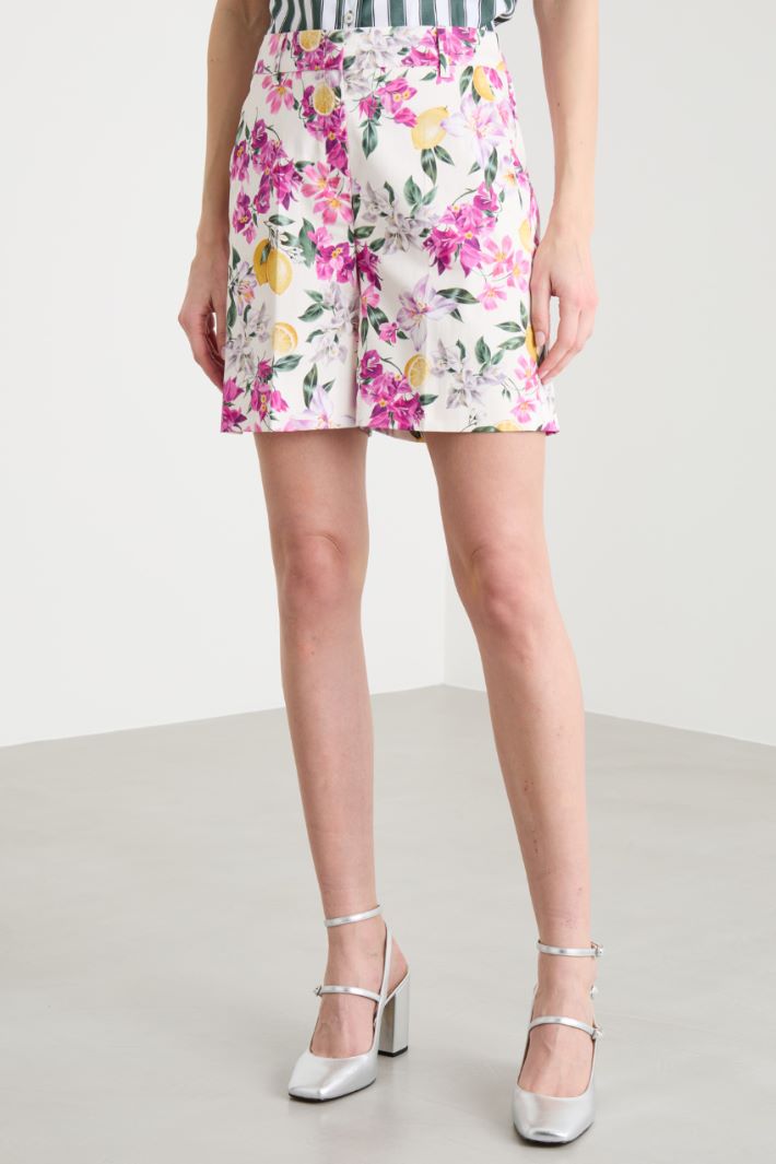 Printed Satin Shorts Intrend - 2