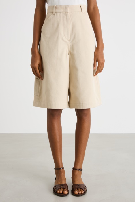 Bermuda in gabardina