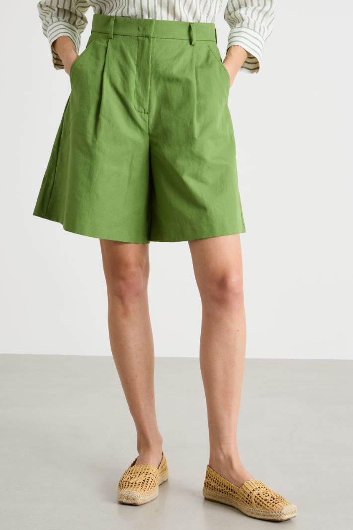 Flared Bermuda shorts Intrend - 2
