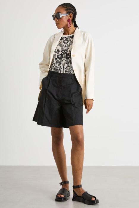 Flared Bermuda shorts Intrend