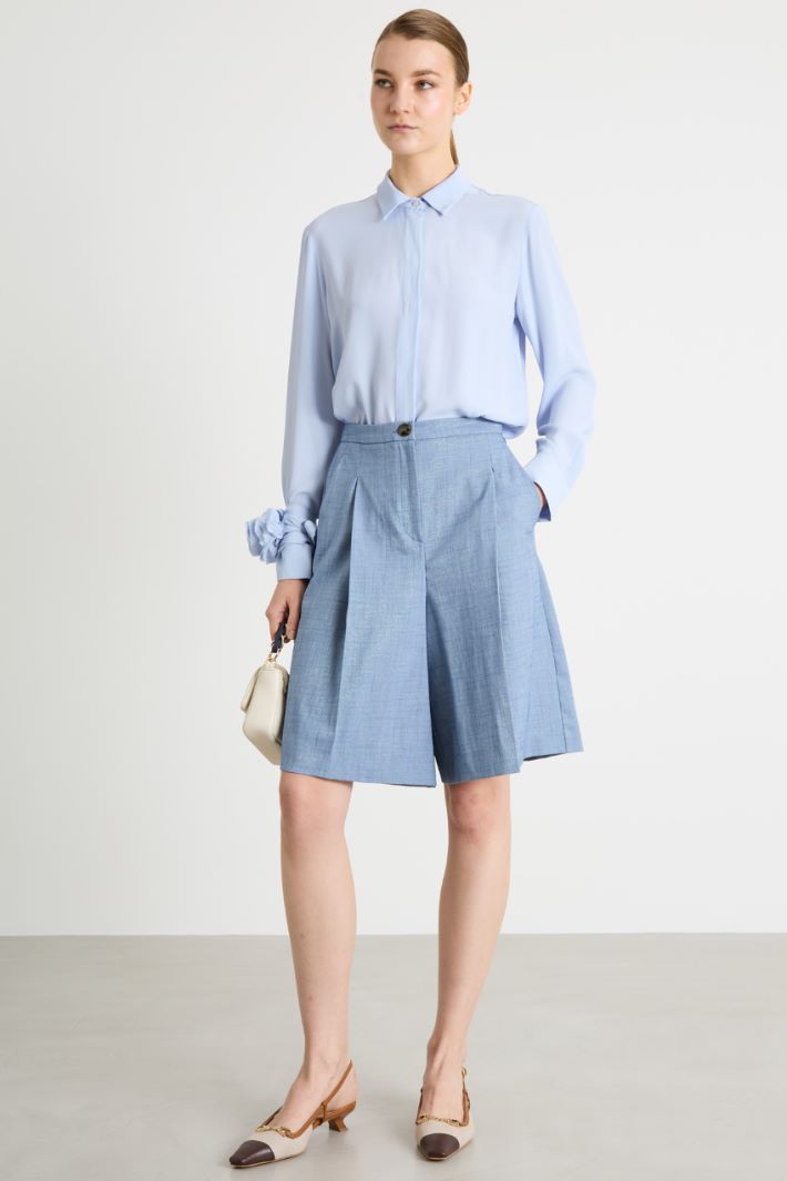 Flared Pleated Bermuda Shorts Intrend