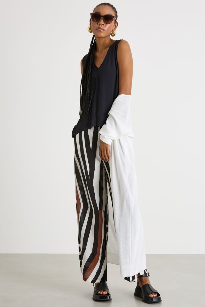 Side-slit top Intrend