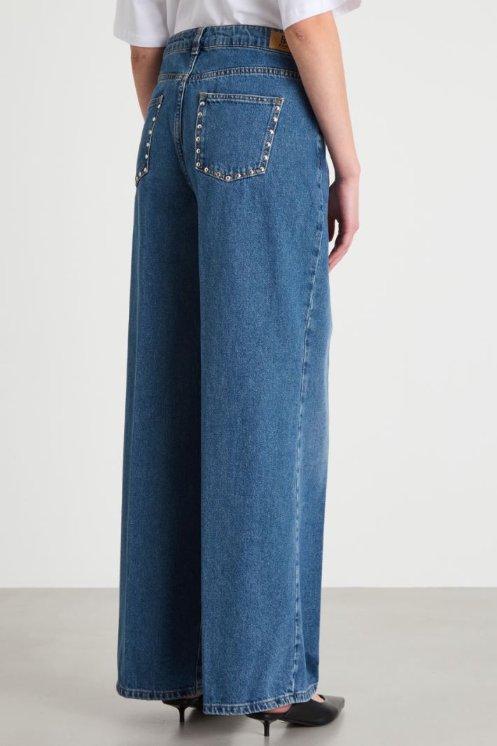 Studded Wide-Leg Jeans Intrend - 4