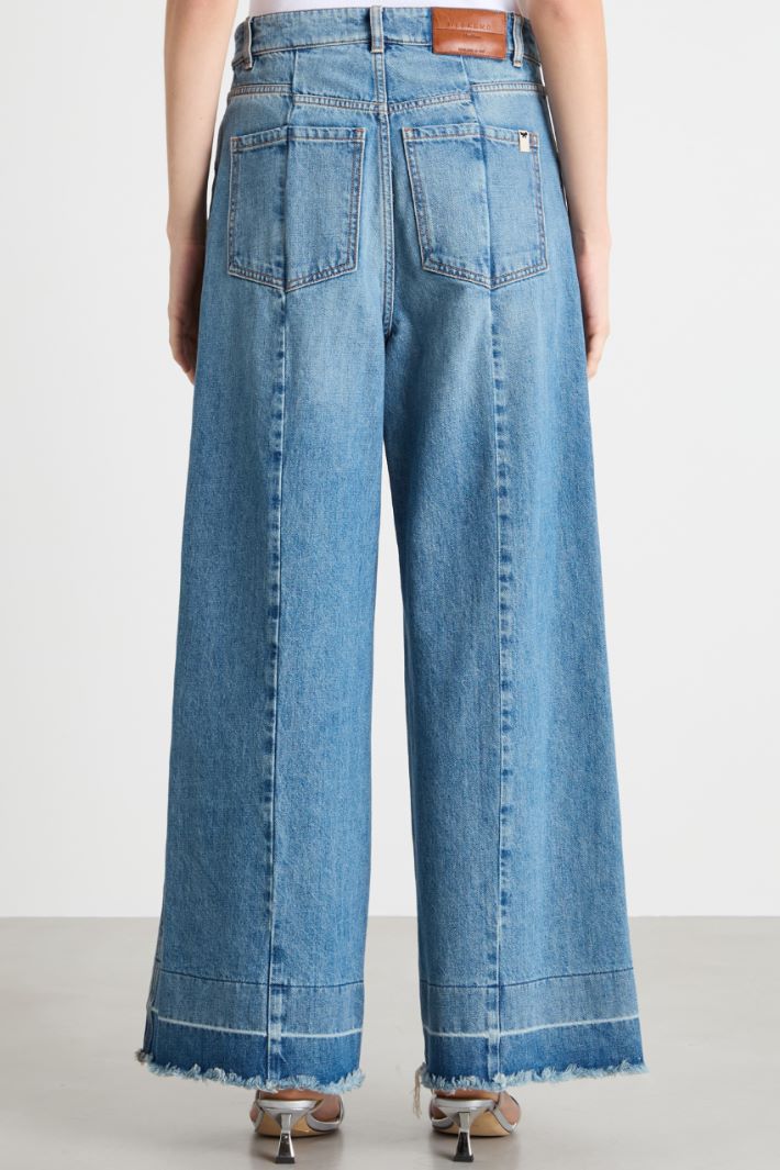 Jeans ampio con impunture Intrend - 4