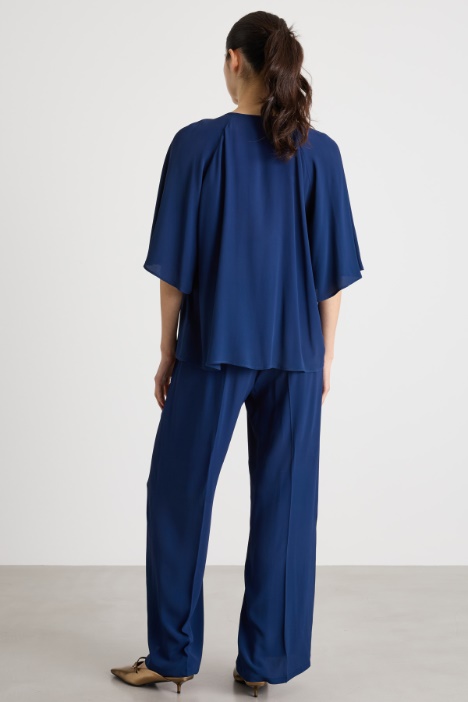 Completo blusa e pantalone