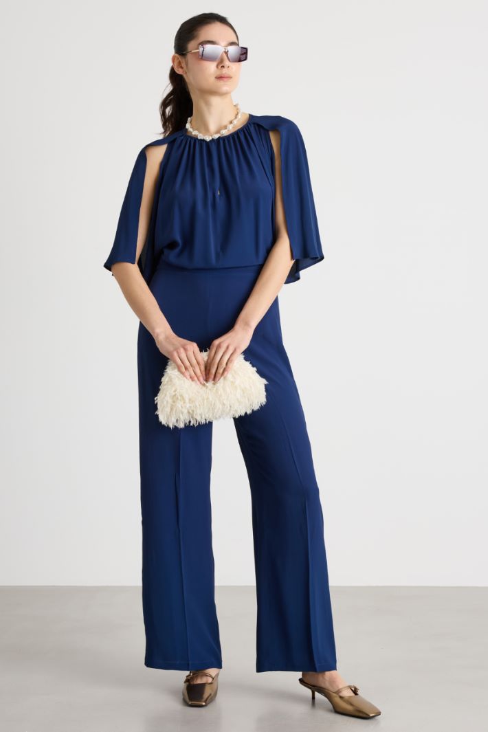 Completo blusa e pantalone Intrend