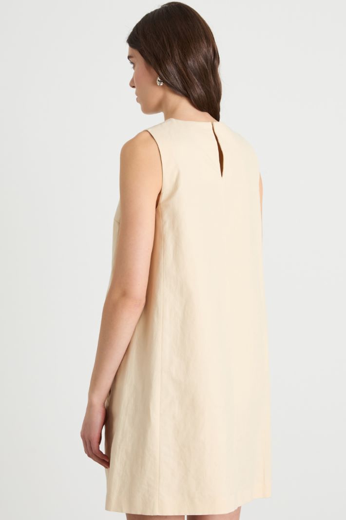 Embroidered A-line canvas dress Intrend - 4