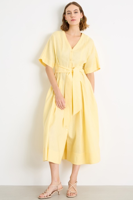 Vestido camisero de lino con cinturón