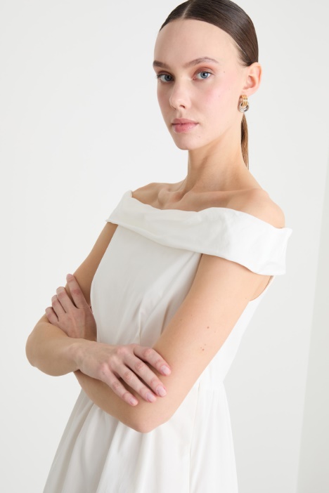 Abito off-shoulder in popeline
