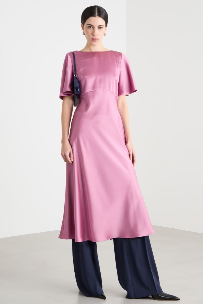 Abito midi fluido Intrend