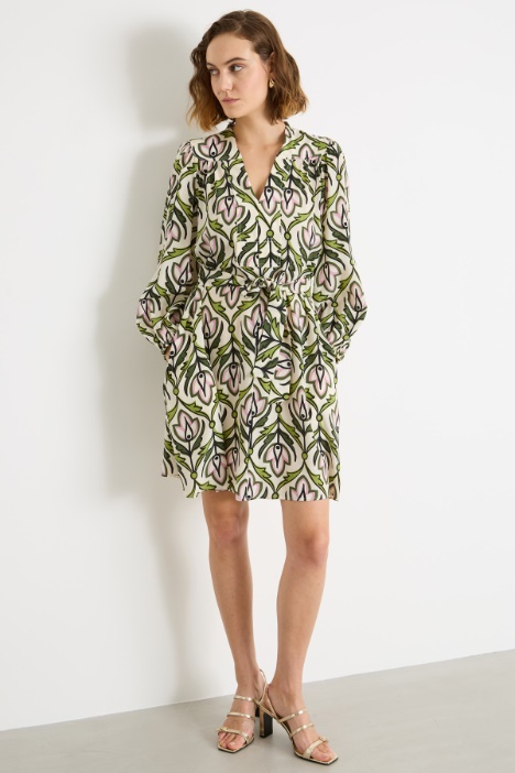 Abito in crepe de chine con cintura