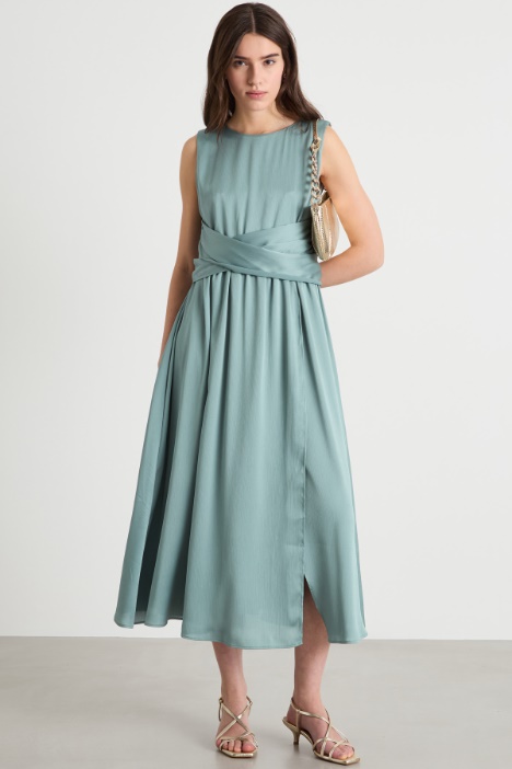 Flowing crepon dress Intrend