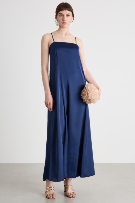 Abito lungo in raso Intrend