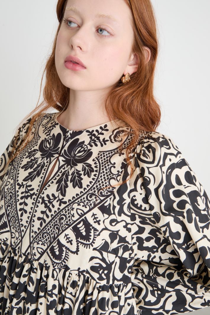 Abito in popeline stampato Intrend - 3