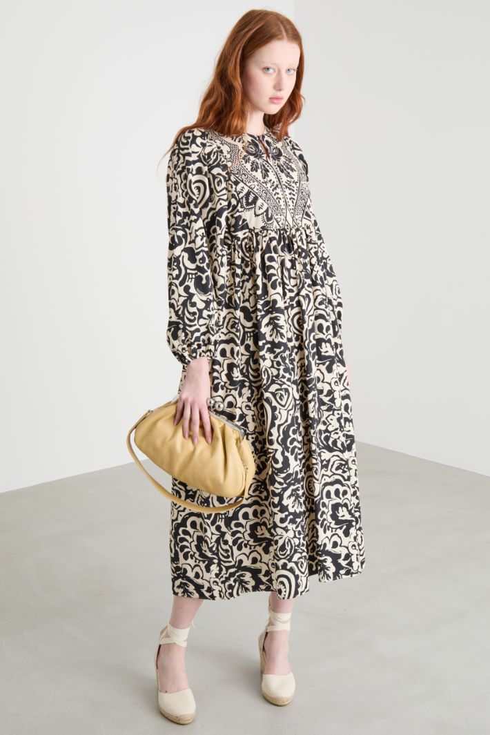 Abito in popeline stampato Intrend