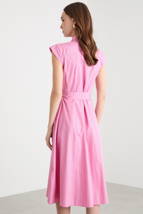 Abito chemisier con cintura