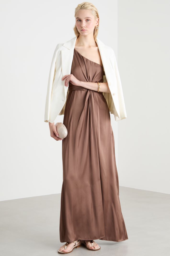 Satin one-shoulder dress Intrend