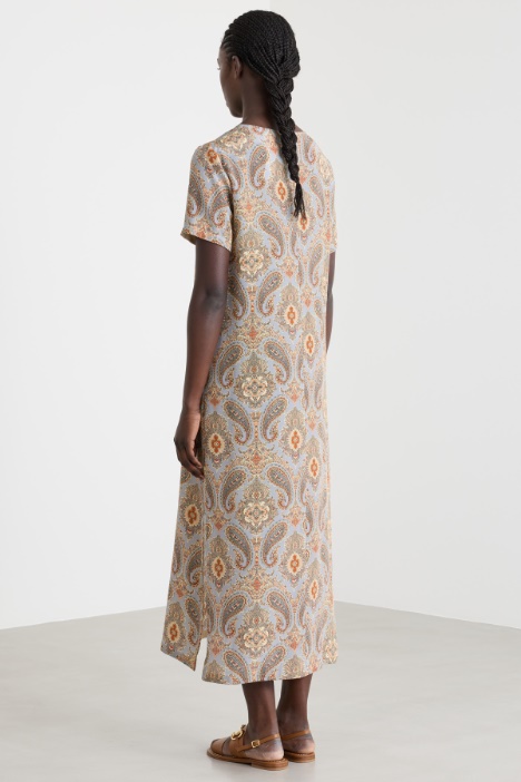 Abito lungo e ampio in crepe de chine