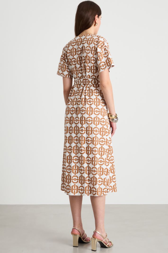 Vestido cruzado de popelina elástica Intrend - 4