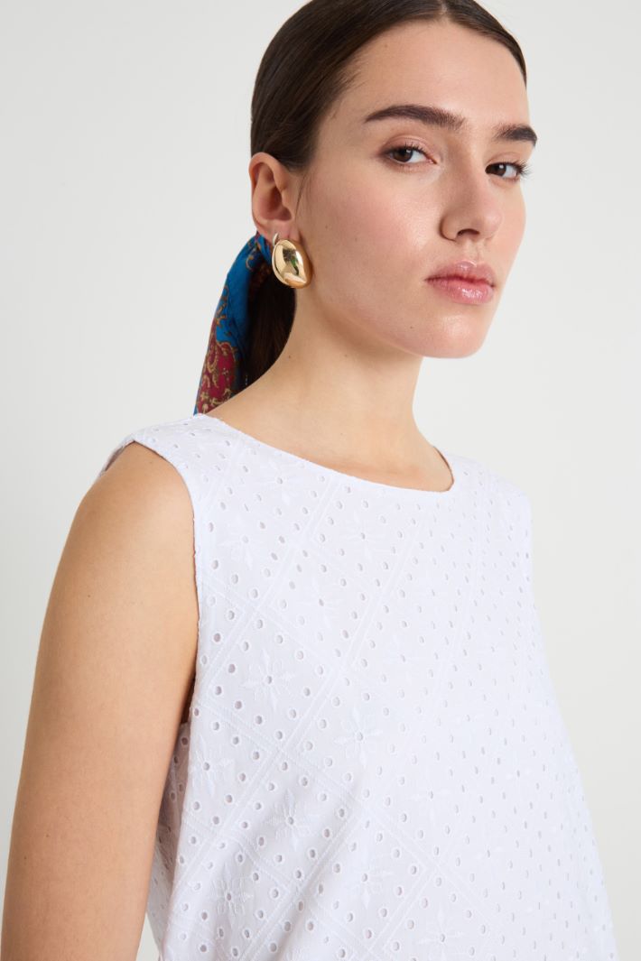 Sleeveless broderie anglaise dress Intrend - 3