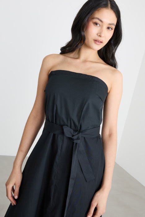 Vestido de corte princesa de popelina
