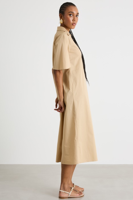 Abito a polo svasato