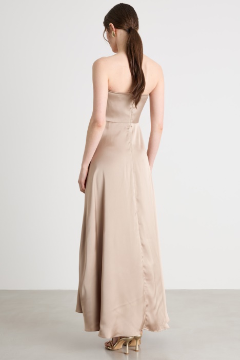 Abito in raso con bustino