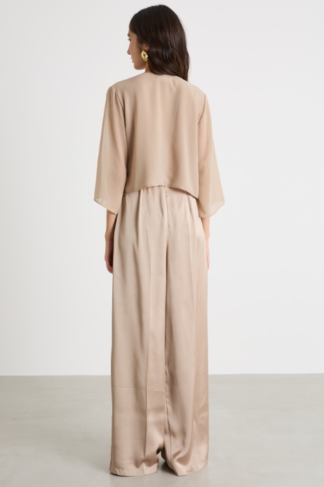 Mono de raso técnico con bolero