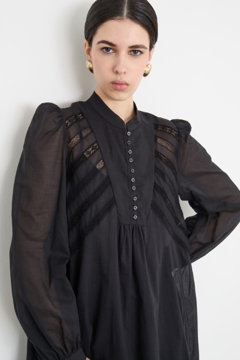 Abito in voile di cotone con manica ampia