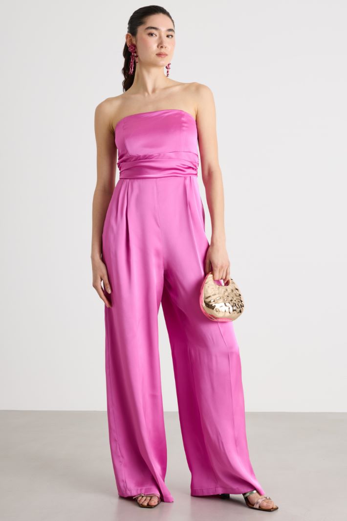 Tuta smanicata in raso Intrend