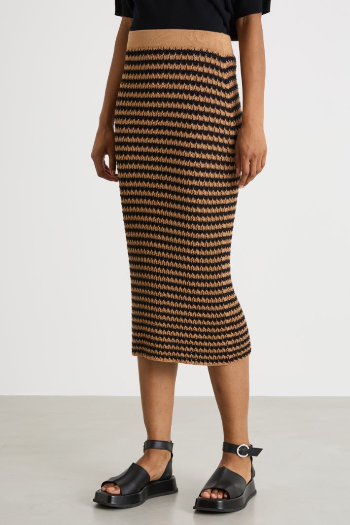 Knitted skirt Intrend - 2